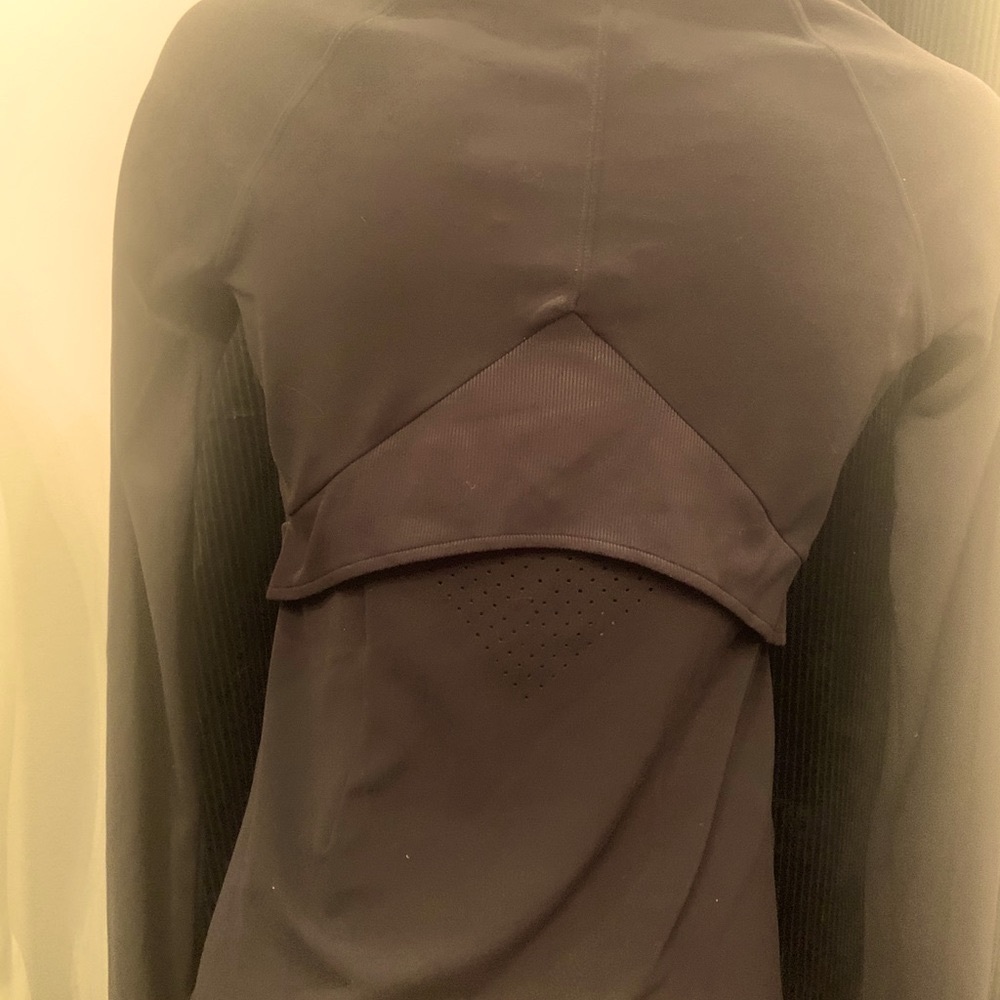 Lucy Light Weight Jacket - image 4